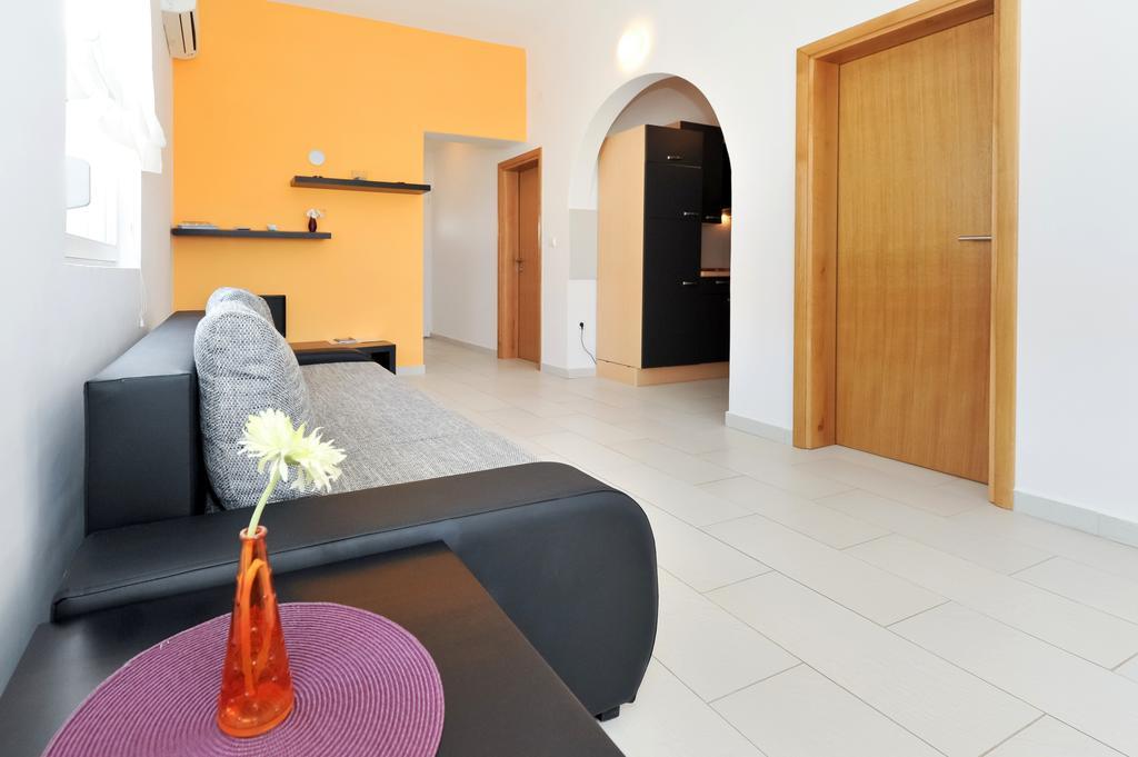 Apartmani Dragicevic Vir Dış mekan fotoğraf